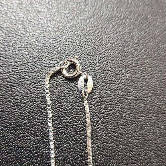 New Sterling silver 925 1mm chain 7.5". Durable for any type of pendant. - Picture 2 of 4